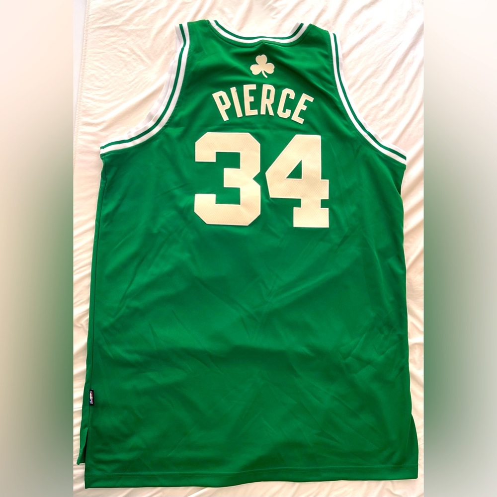Paul Pierce XL jersey. Worn Once, in perfect condition